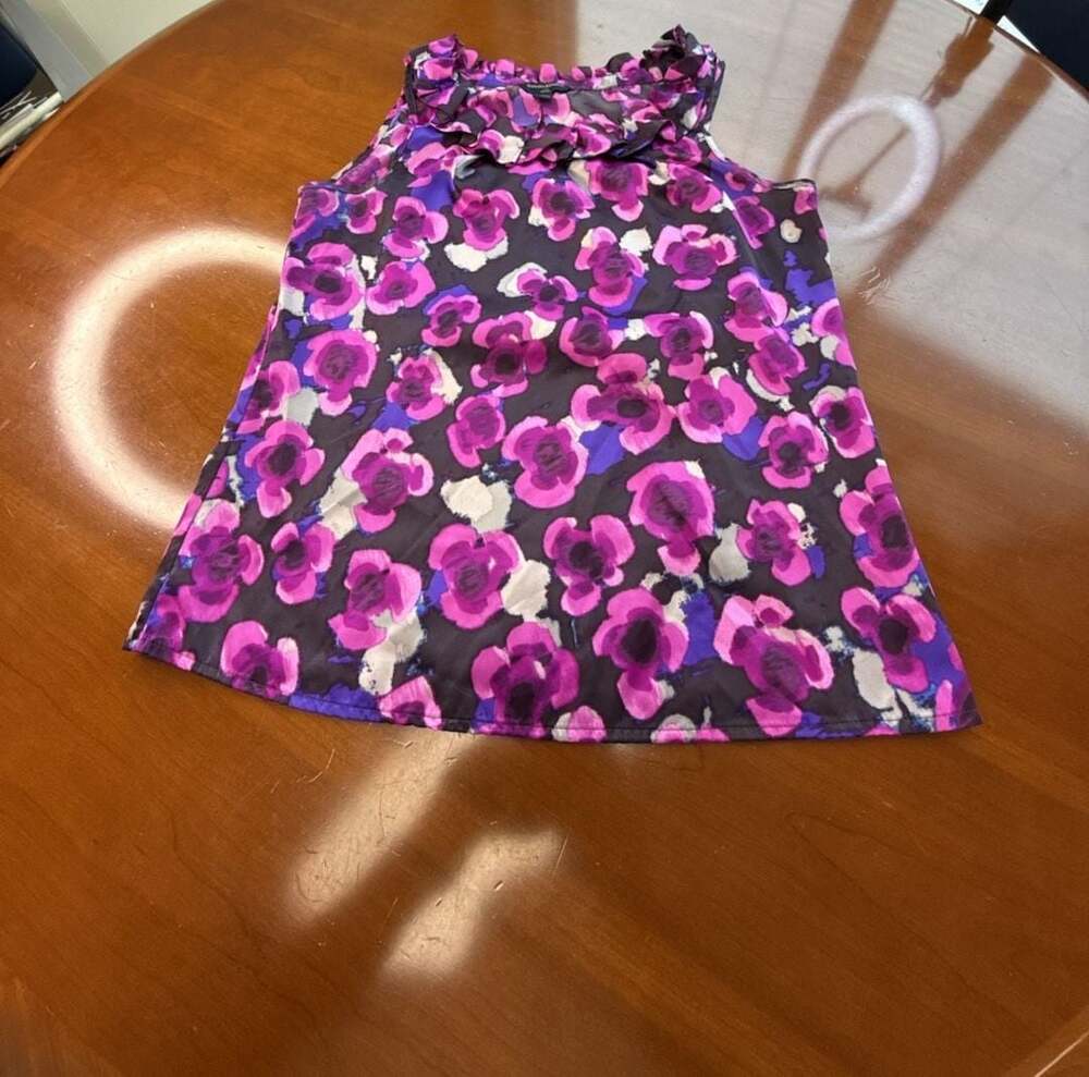 Banana Republic Petite PS Floral Ruffle Neck Sleeveless Blouse